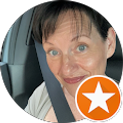 Profile photo of Lisa Lyons