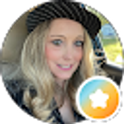 Profile photo of Janelle Studer