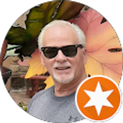 Profile photo of Dennis Seratte