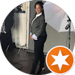 Profile photo of Dominique Miles