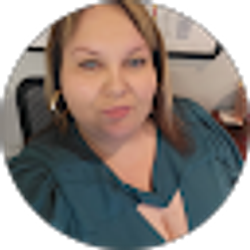 Profile photo of Tara D'Elia