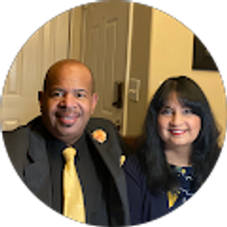 Profile photo of Jessica & Tracy Reynolds