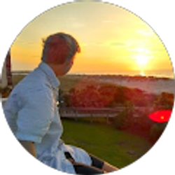 Profile photo of Joseph Livesay