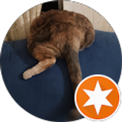 Profile photo of Thia Vee