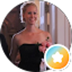 Profile photo of Kayla Janosik