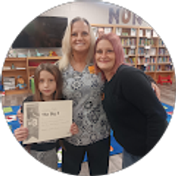 Profile photo of Leigh Hendrix