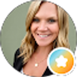 Profile photo of Kristina Loewen
