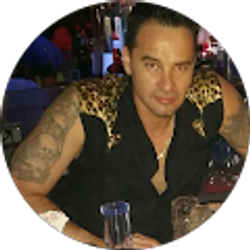 Profile photo of Dennis Guerra