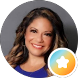 Profile photo of Celia Valencia