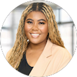 Profile photo of Rebecca Riley (HeyitsBeccaH)