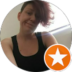 Profile photo of Ali Slezak