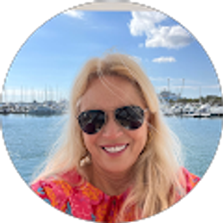 Profile photo of Beth Mahoney