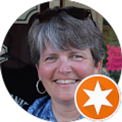 Profile photo of Julie Detjen