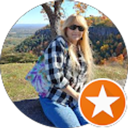 Profile photo of Eva Hurst