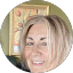 Profile photo of Jennifer Short