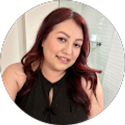 Profile photo of Yessica Reyes