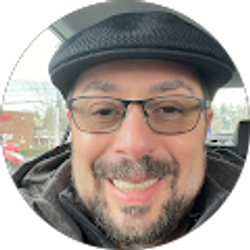 Profile photo of Daniel Small