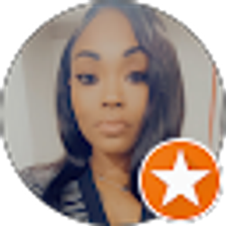 Profile photo of Alicia Holloway