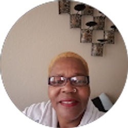 Profile photo of Julie Hokes