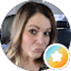 Profile photo of Jenn Beadles