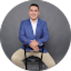 Profile photo of David Mora