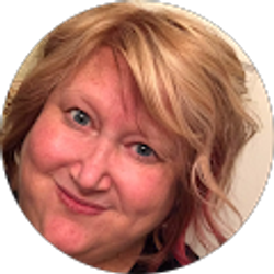 Profile photo of Lisa Cunningham