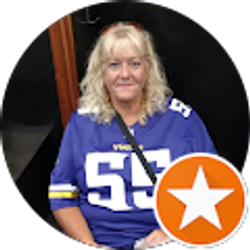 Profile photo of Stacy Maniak