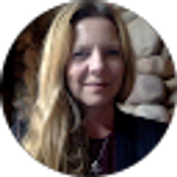 Profile photo of Kem Lingelbach
