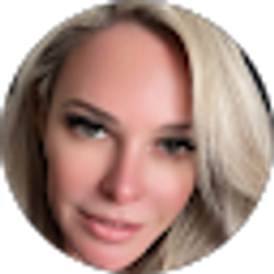 Profile photo of Wendy Akers