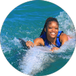 Profile photo of Stephanie Edmonds