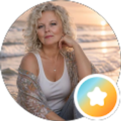 Profile photo of Tami Smith