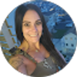 Profile photo of Lisa Nicastro