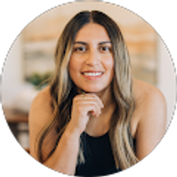 Profile photo of Angela Santamaria