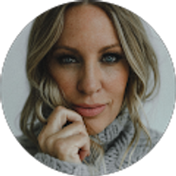 Profile photo of Lindsey Jensen