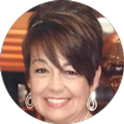 Profile photo of lori smith