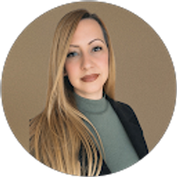 Profile photo of Lorraine Ponce