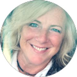 Profile photo of Julie Joy