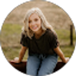 Profile photo of Klaire Gebhart