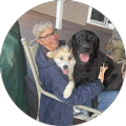 Profile photo of Laurie Montgomery