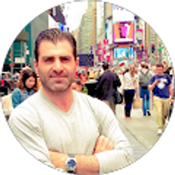 Profile photo of Damian Santucci