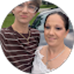 Profile photo of Amanda Lindsay