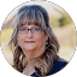 Profile photo of Wendy Kirn