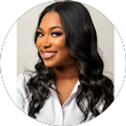 Profile photo of Lauryn Meriweather