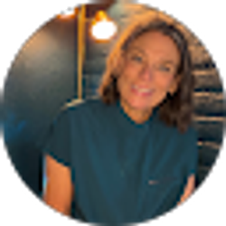 Profile photo of Kimberly Kanoa-Aponi