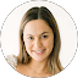 Profile photo of Dani Hampton