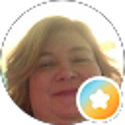 Profile photo of Kerri Thompson
