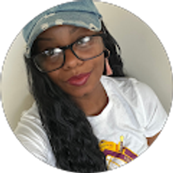 Profile photo of Michelle Johnson