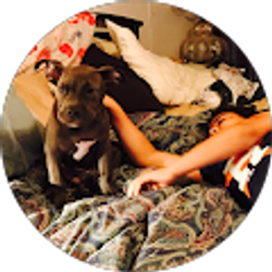 Profile photo of Carolyn Pillot