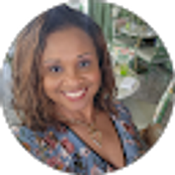 Profile photo of renee simon