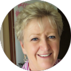 Profile photo of Sandy Swift